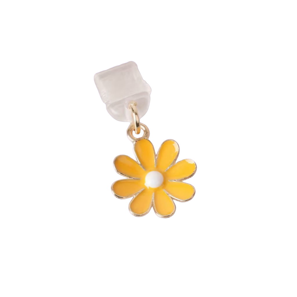 DAISY dust plug for USB-C port