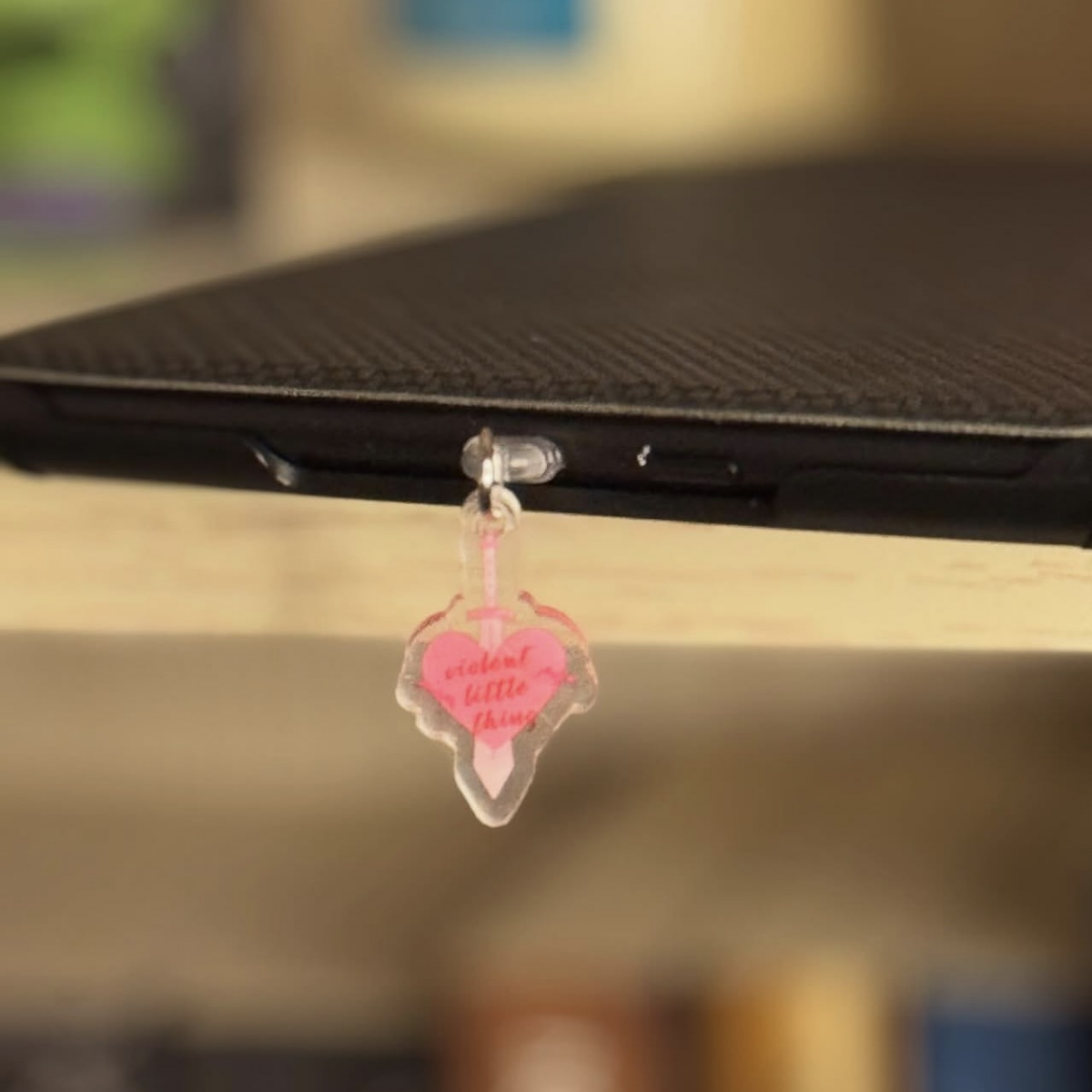 Violent little thing dust plug